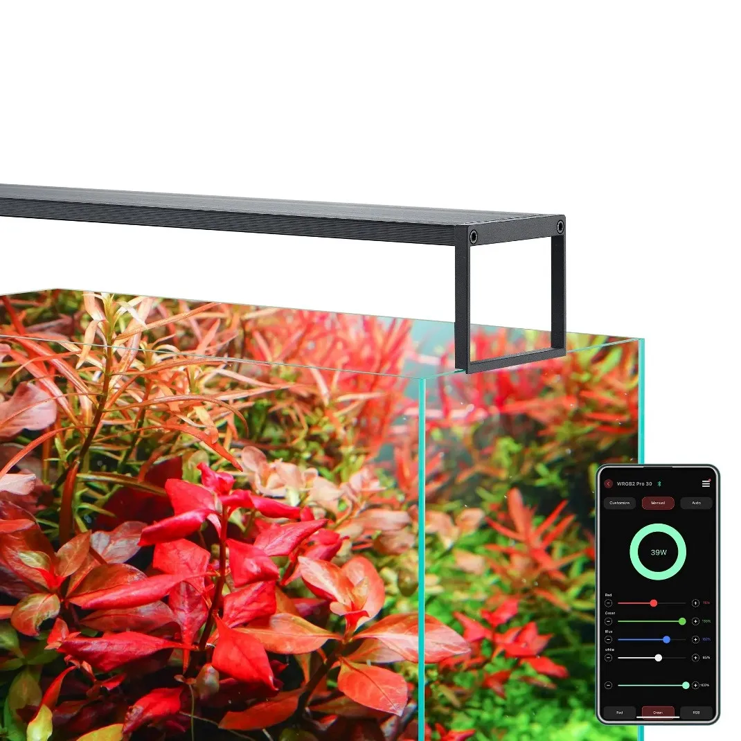 Plafoniera Led Chihiros WRGB II Slim 60 fresh 45 w - con controller Bluetooth per acquari di acqua dolce da 60 a 80 cm