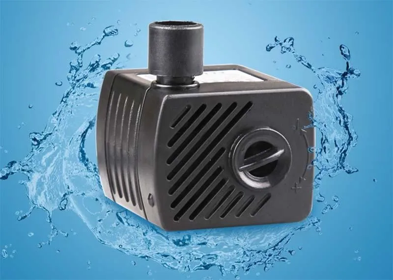 Mini Pompa per filtro interno di piccoli acquari 200lt/h - 4x4x3h cm - 2 w