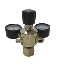 Riduttore di pressione Aquili con 2 manometri per bombola usa e getta passo standard 10x1 non ricaricabile - impianti co2